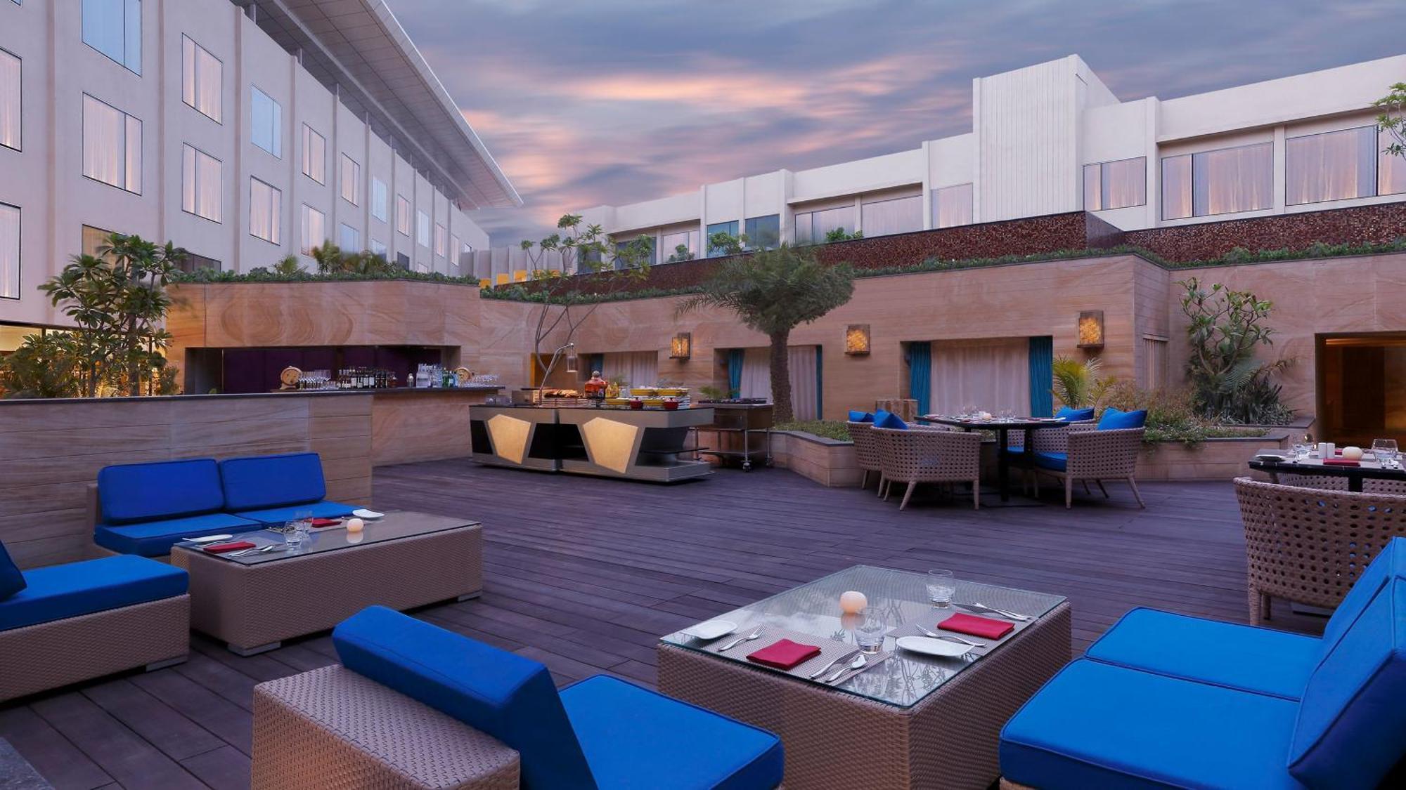 Intercontinental Jaipur Tonk Road By Ihg Hotel Екстериор снимка