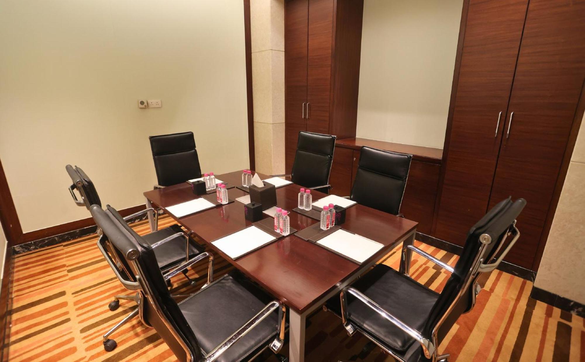 Intercontinental Jaipur Tonk Road By Ihg Hotel Екстериор снимка